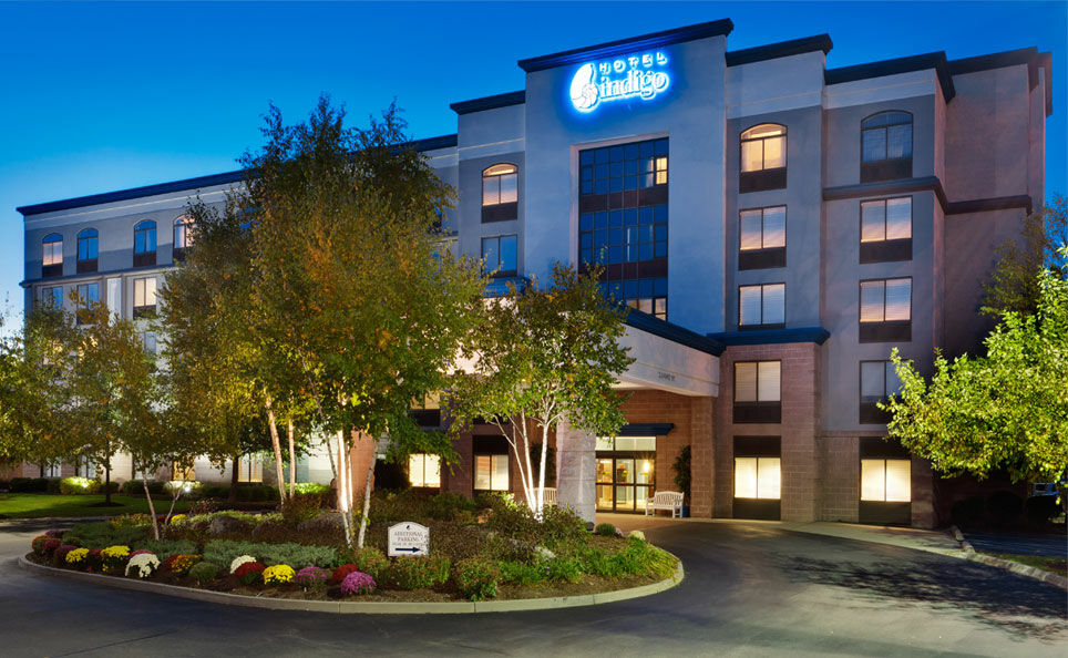 Hotel Trilogy Albany Airport, Tapestry Collection By Hilton Лейтъм Екстериор снимка